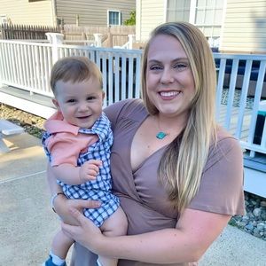 Meet your Posher, Stephanie